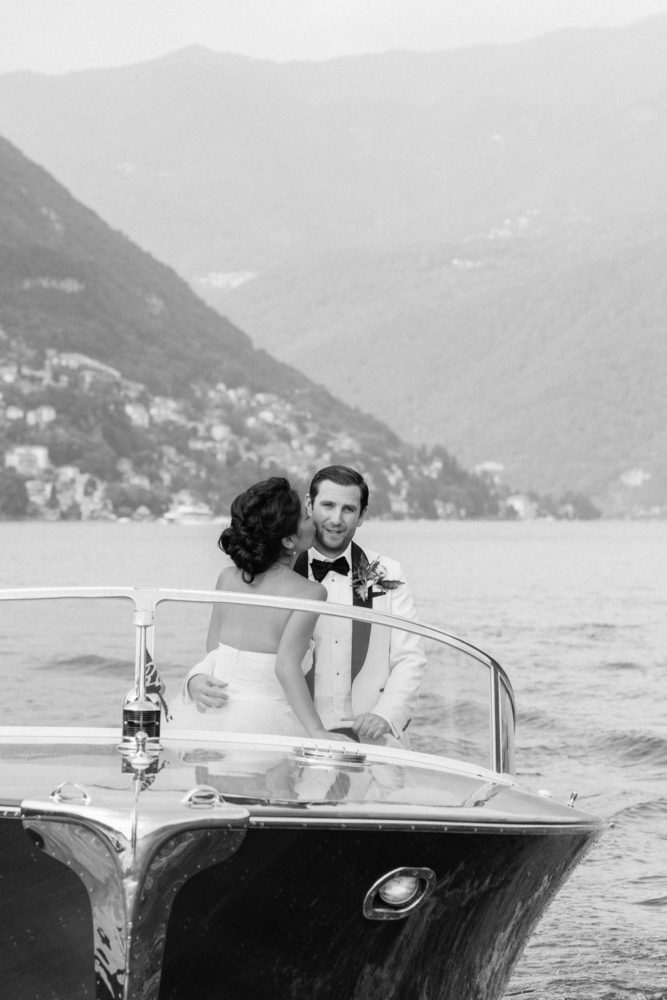 Lake Como photographer for travelers & romantic souls