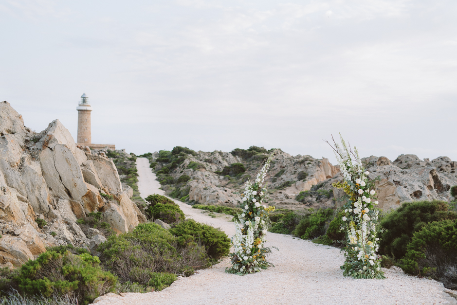 elopement lighthouse italy