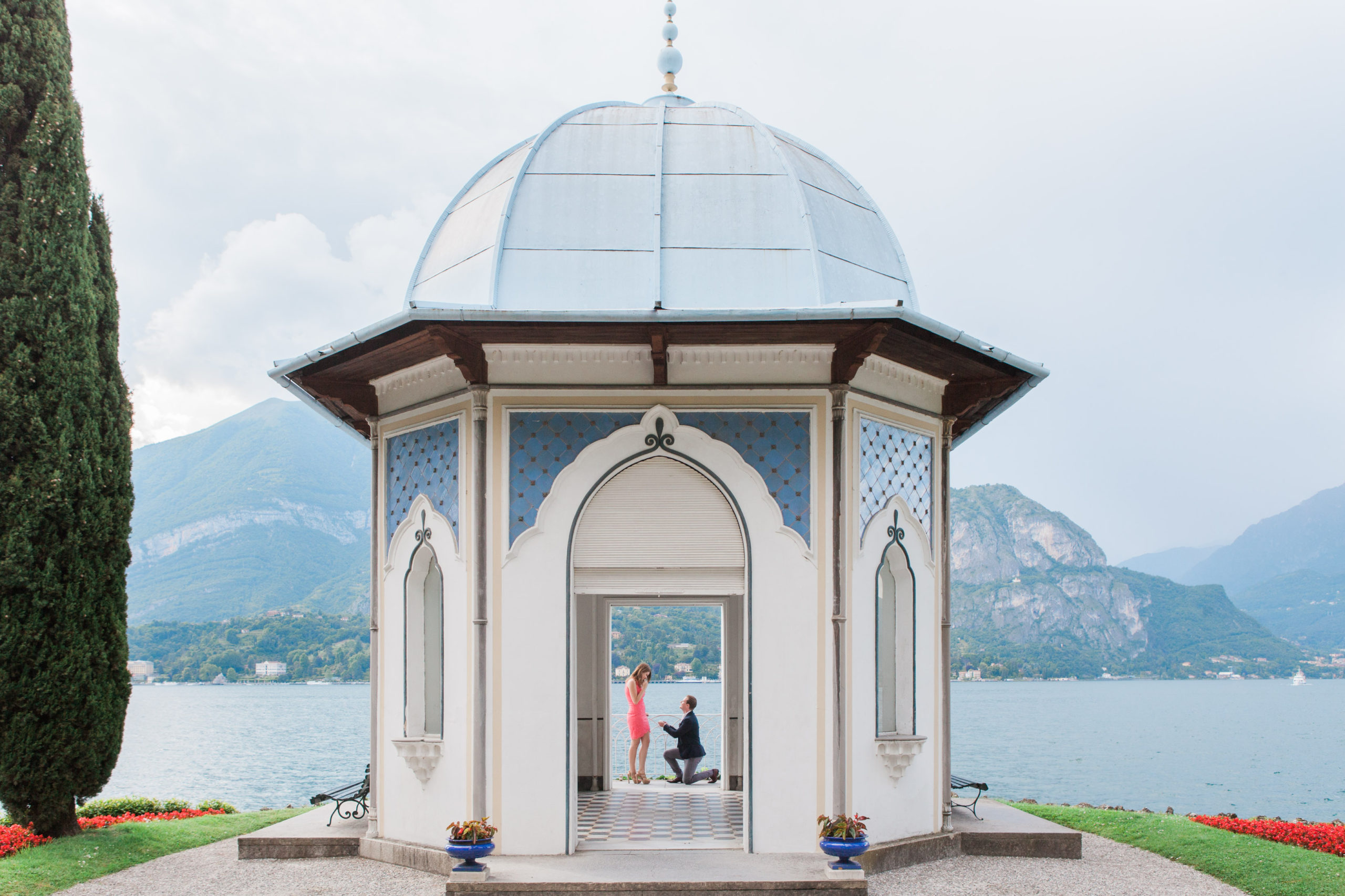 proposal photographer lake como villa melzi d'eril