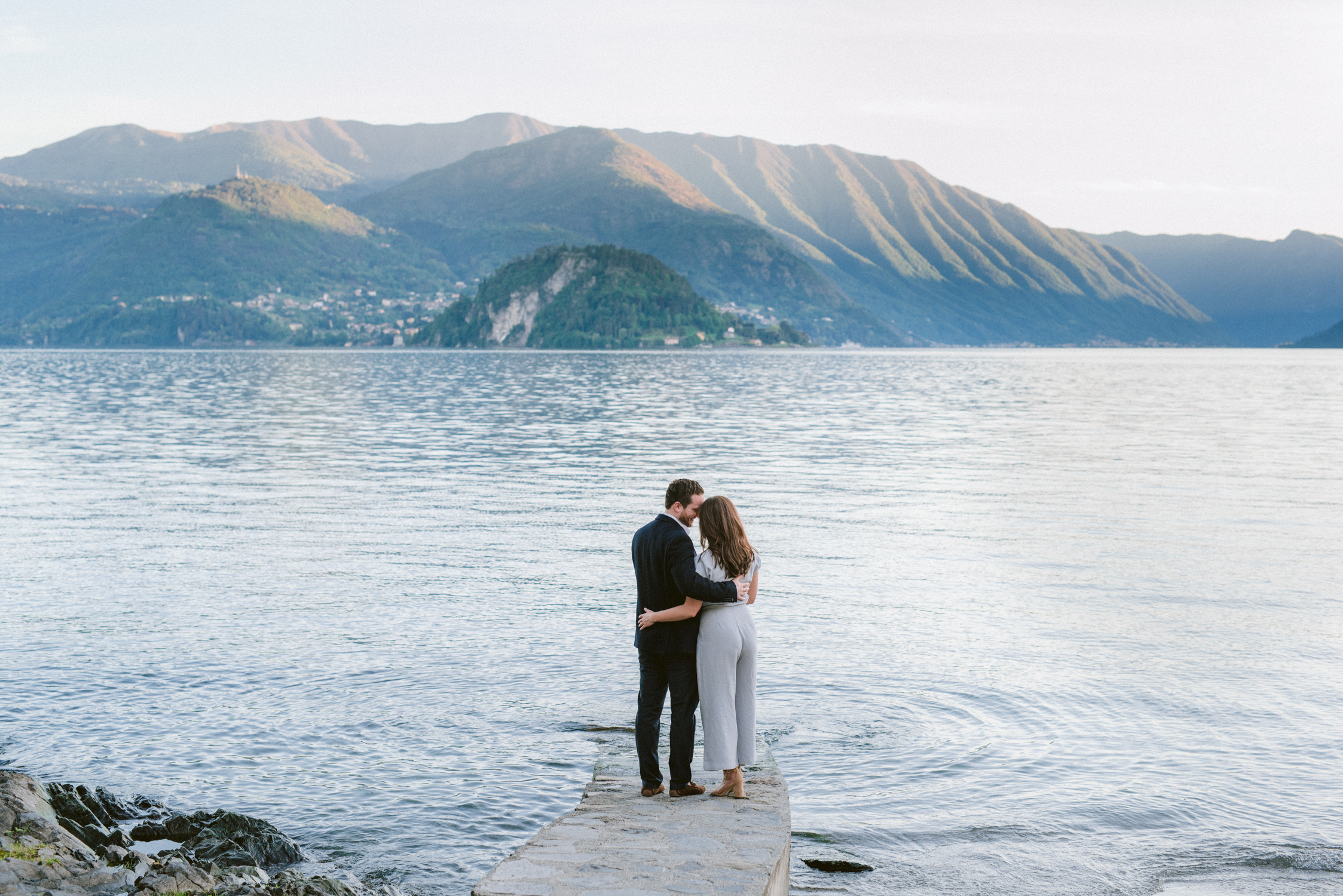 lake como proposal photographer 
